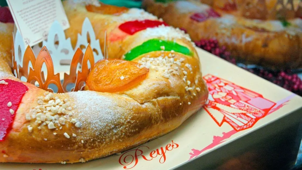 Insólito y descomunal: confitería vende un roscón con la posibilidad de un gran premio en su interior