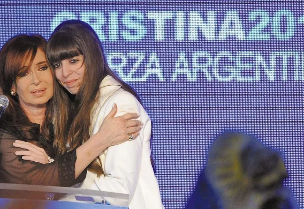 Cristina Kirchner quiere viajar a Cuba a pasar fin de año con su hija