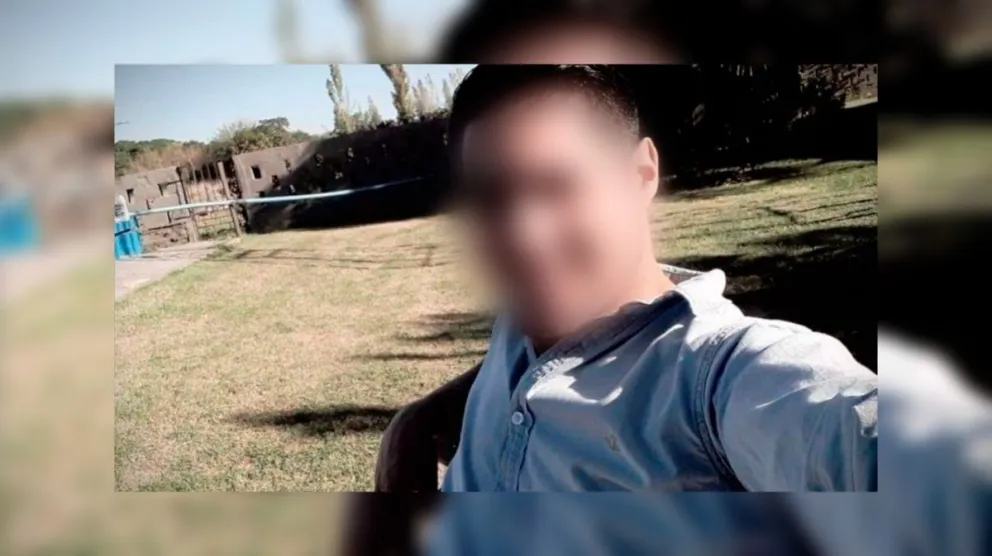 Aberrante: un policía mató a su esposa y se quedó junto al cadáver