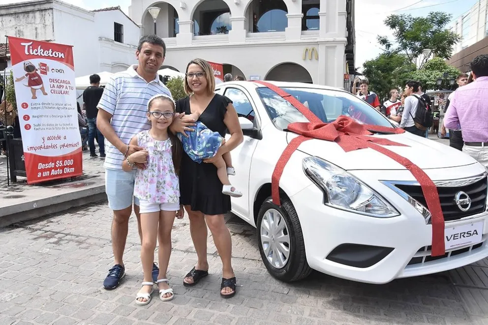 Ticketón: asi fue la entrega de premios. Conocé quién se ganó el auto
