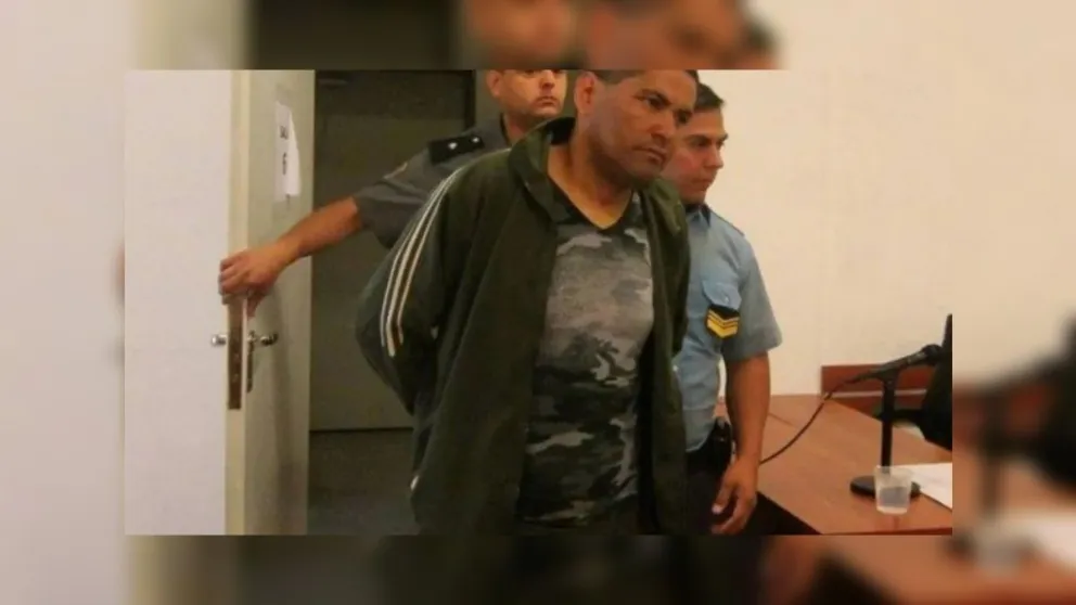 Estremecedor: un gendarme que mató salvajemente a su esposa apareció ahorcado en la cárcel