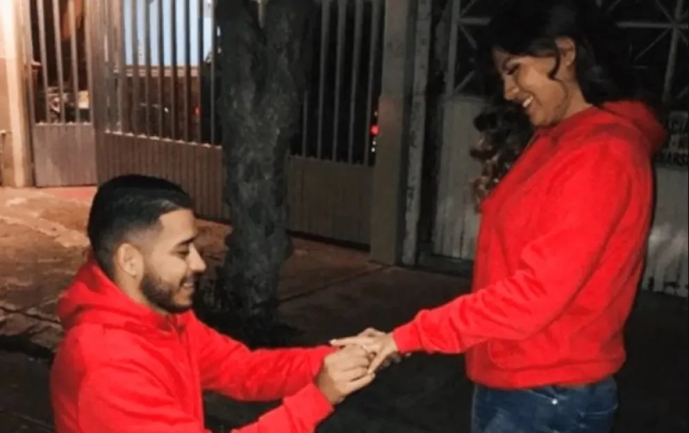 Le pidió casamiento a su novia en Nochebuena sin imaginar lo que pasaría horas después