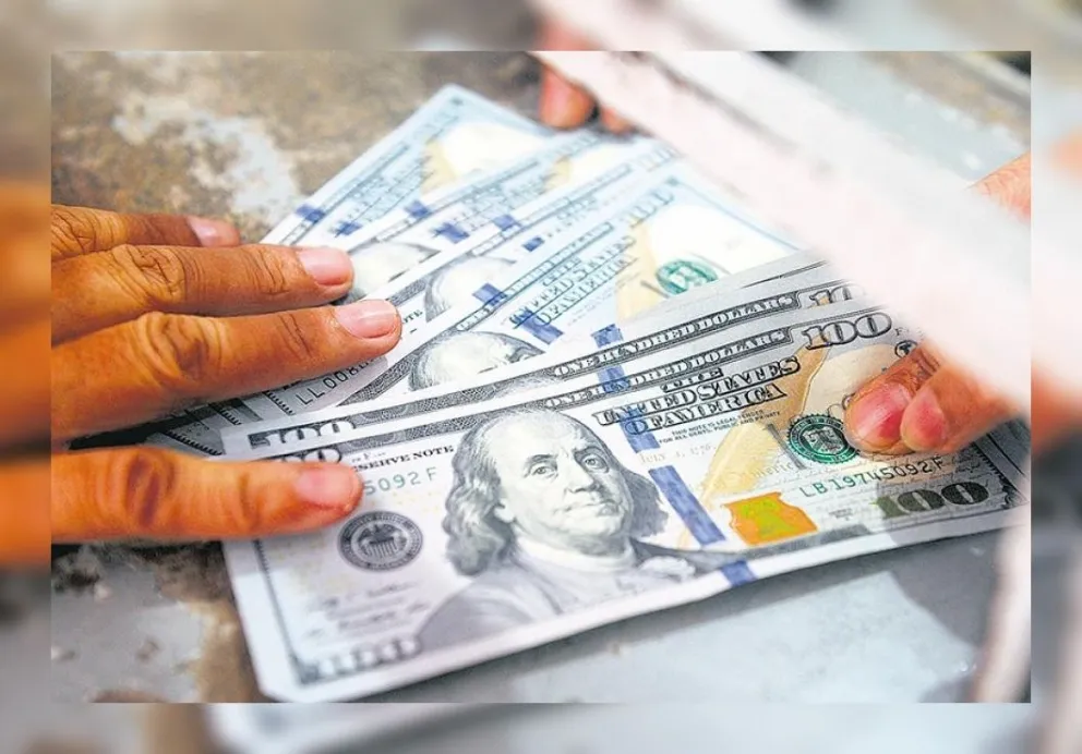 Dólar turista: ¿cuándo entra en vigencia el impuesto del 30%?
