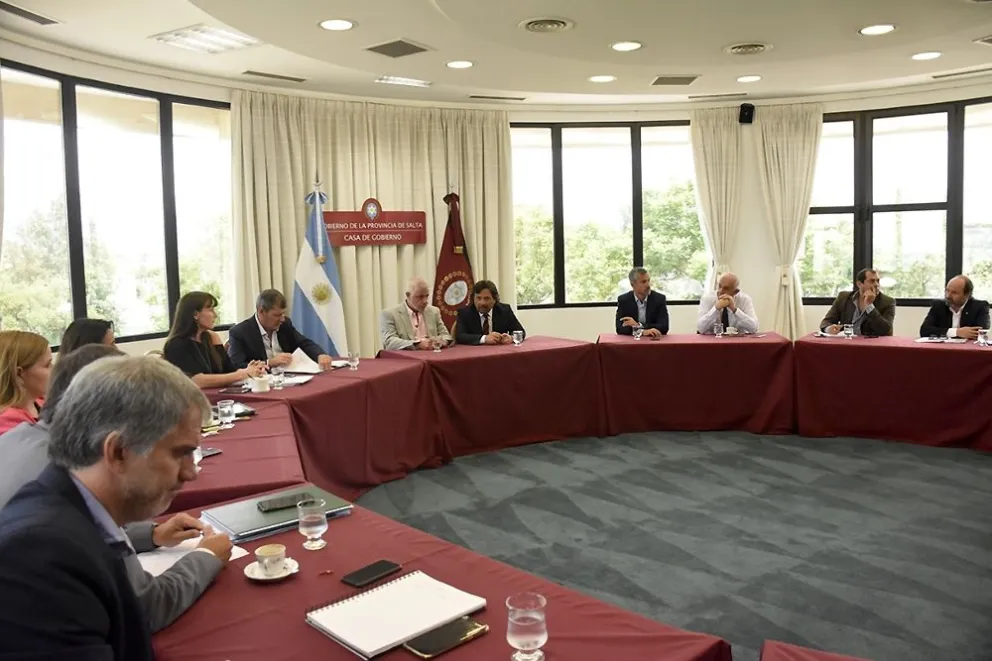 Nuevos pozos de agua y la ayuda de Gendarmería para llegar a comunidades lejanas