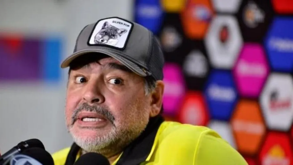 Escándalo: Diego Maradona asegura que fue secuestrado por extraterrestres