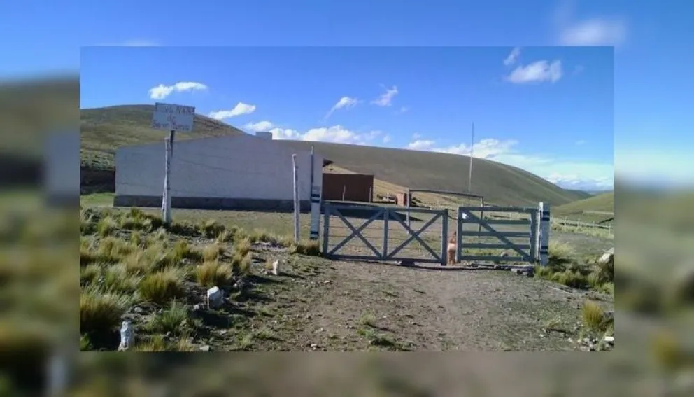 Escándalo: denunciaron a una docente del campo