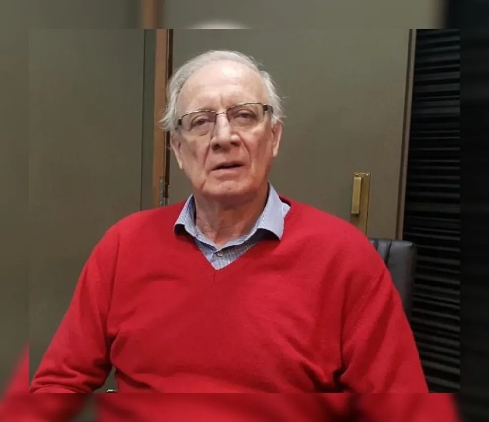Julio Moreno: "La Camara de Senadores es la escribanía del oficialismo"