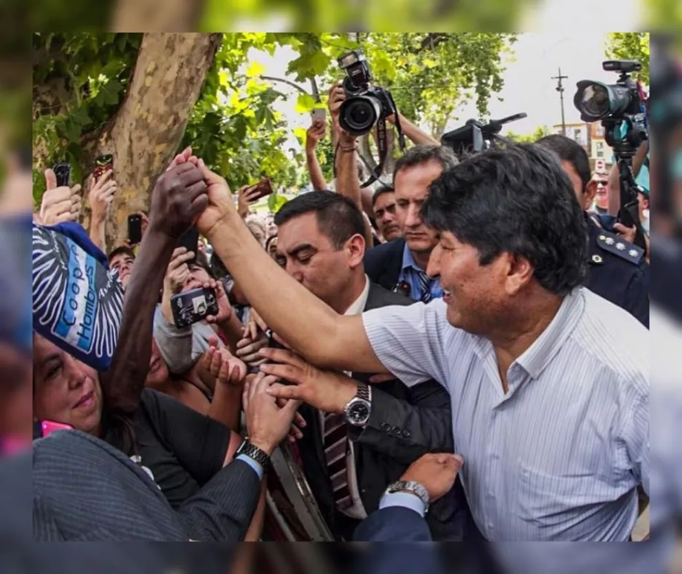 Evo Morales propone crear "milicias armadas del pueblo"
