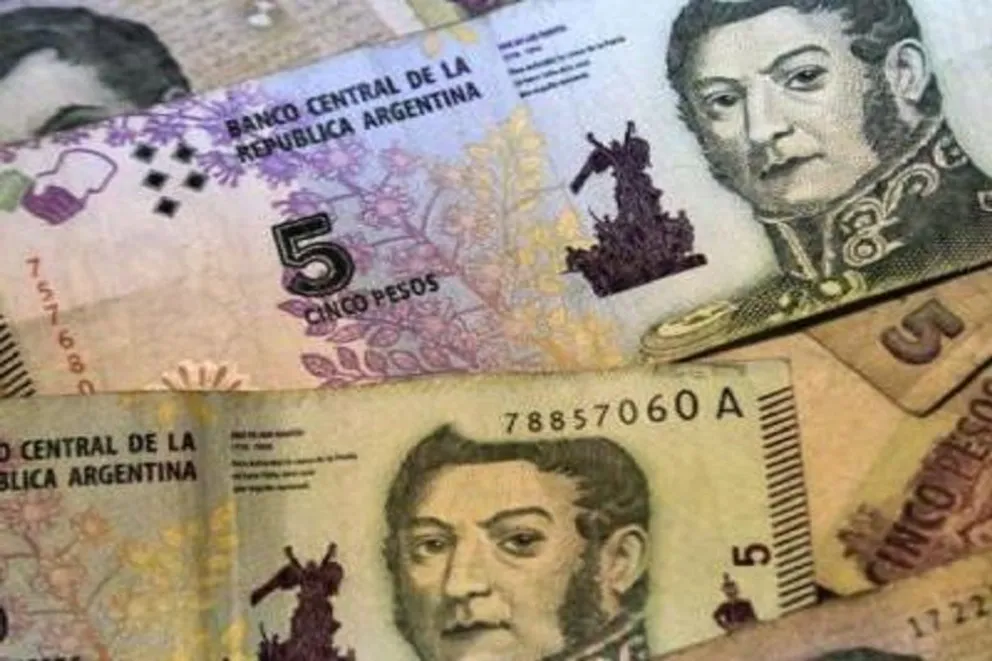 Conocé lo que tenés que hacer si no te quieren recibir los billetes de 5 pesos