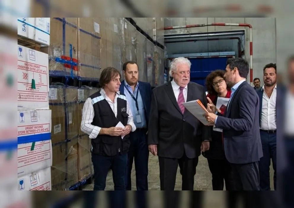 Liberan 12 millones de vacunas retenidas en la Aduana