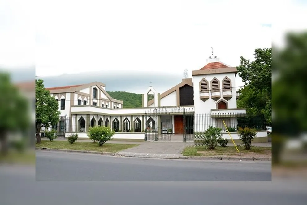 Escándalo religioso: acusaron a un cura de la Medalla Milagrosa por acoso sexual