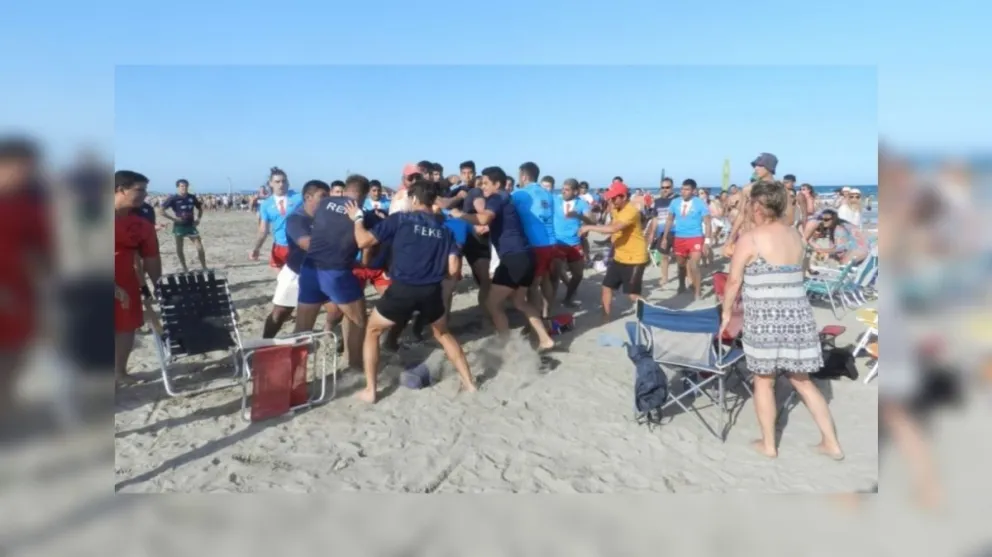 Los rugbiers están como locos: produjeron otra pelea en plena playa