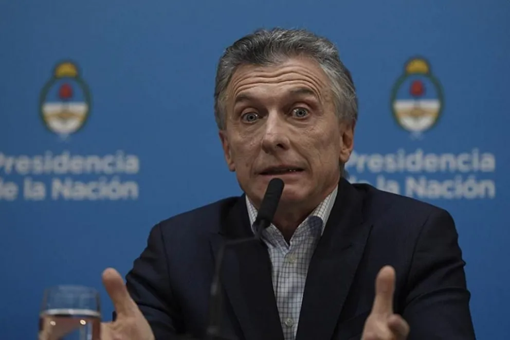 Los famosos le dieron con un caño a Macri luego de su designación como presidente de la FIFA