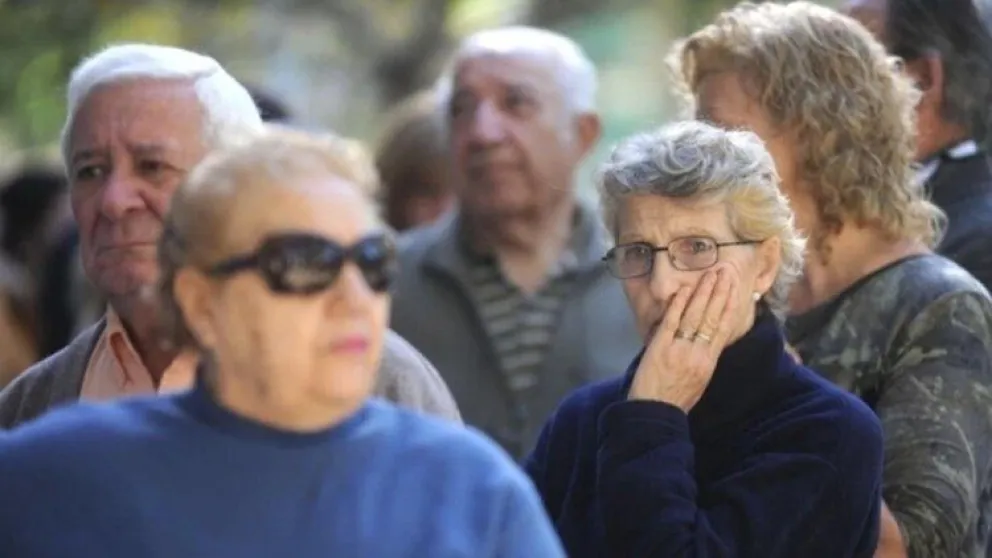 Los jubilados podrán acceder a un atractivo descuento con PAMI de un 15% : de qué se trata y en qué sucursales