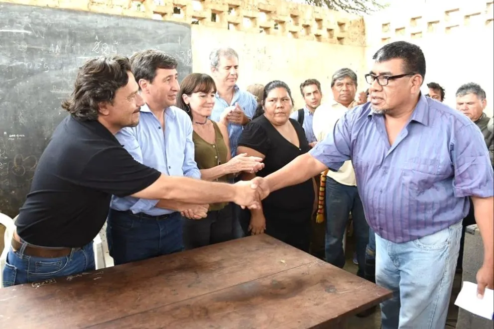 Sáenz: "Trabajamos para revertir esta realidad que golpea a las comunidades originarias hace décadas"