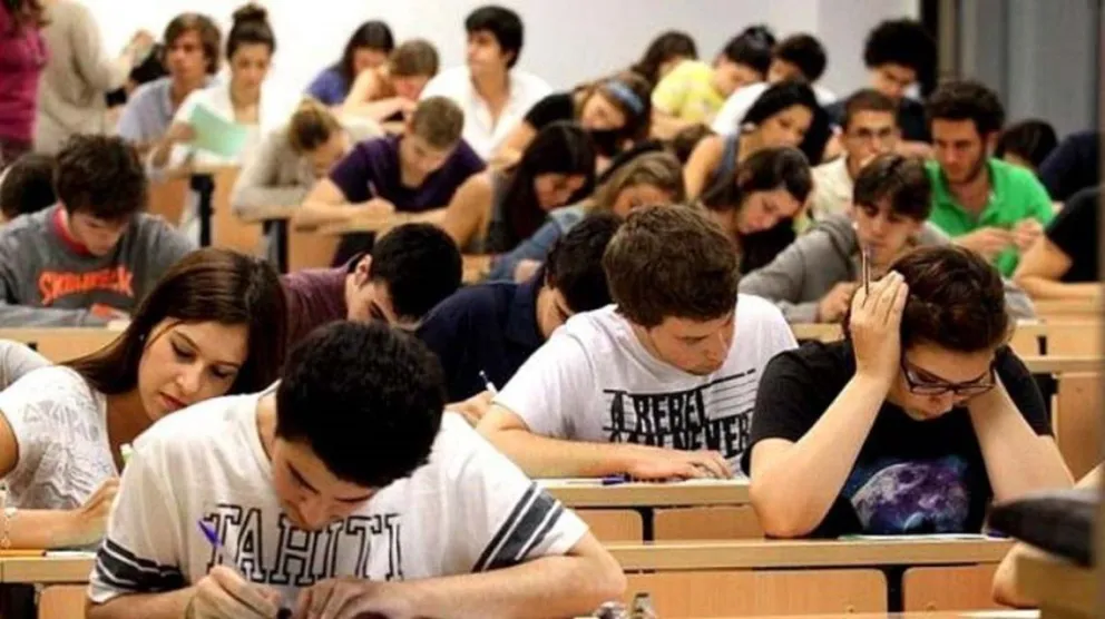 Becas: comienzan las inscripciones para percibir becas universitarias y terciarias 2020. ¿Cuándo?