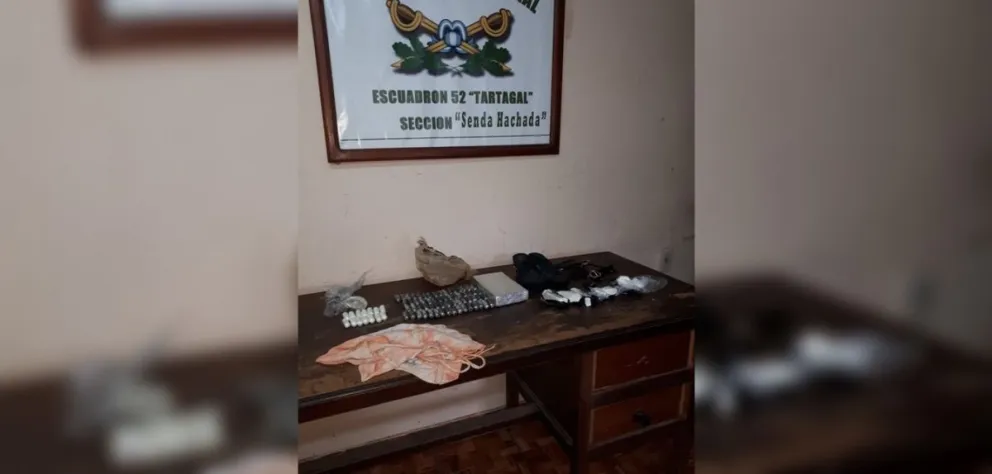 Gendarmería encontró cocaína oculta en un colectivo de larga distancia