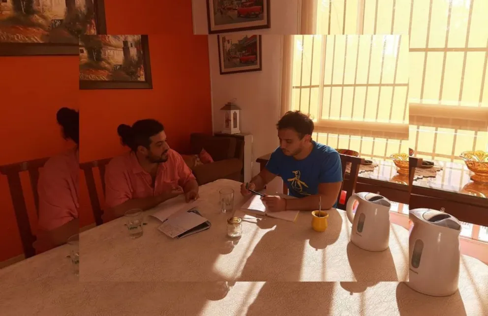 Omar Exeni: "Apuntamos a motivar a jóvenes al estudio o a emprender"