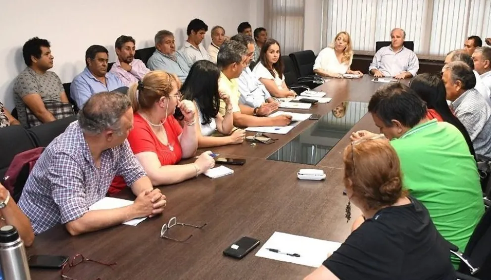 Paritarias docentes: el Gobierno ya hizo su propuesta. ¿Cuánto ofreció?