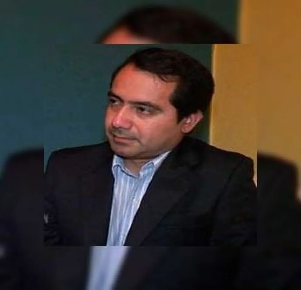 Guzmán Coraita: "Un funcionario público no puede cumplir dobles funciones"