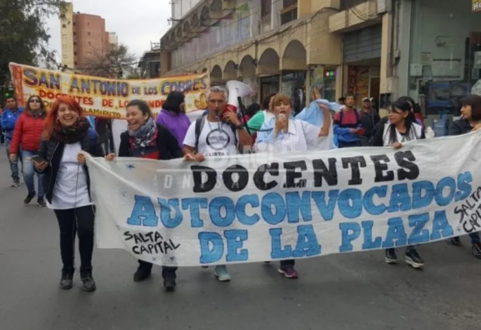 Desastre: la Policía reprimió a los docentes en el Grand Bourg