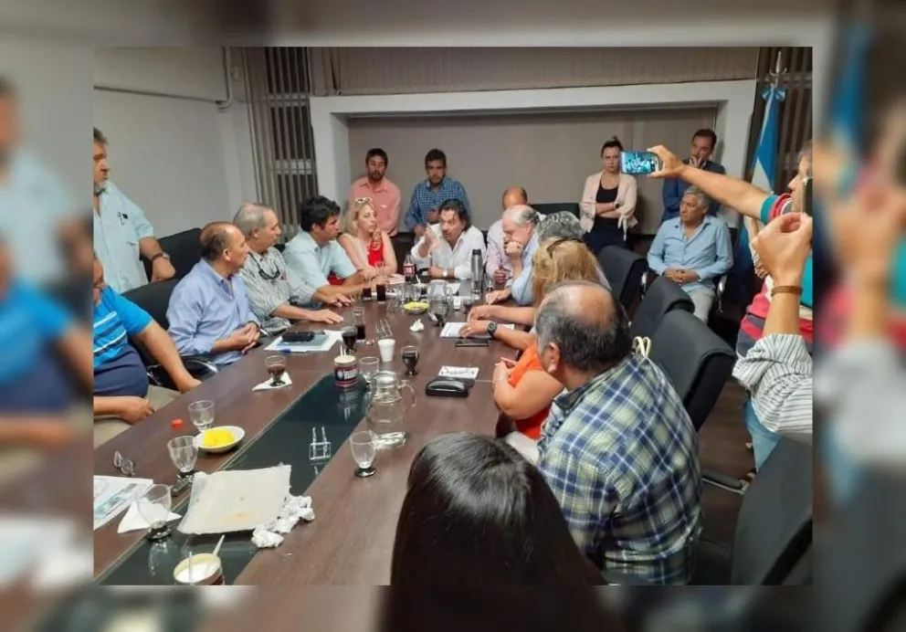 El paro seguirá: un sector de los docentes autoconvocados rechazaron la oferta salarial