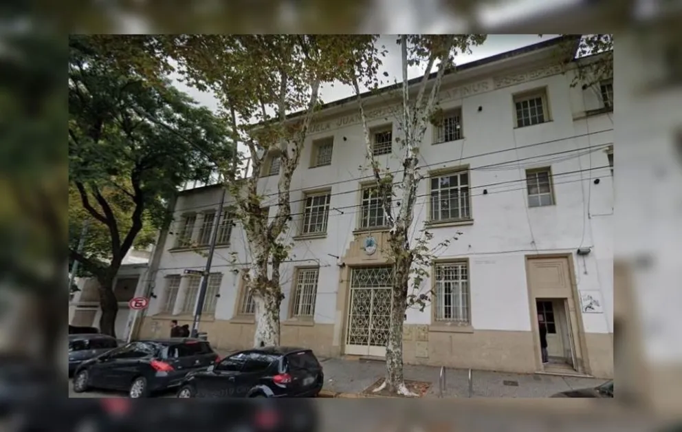 Horror en un jardín de infantes: nenita cayó desde un segundo piso