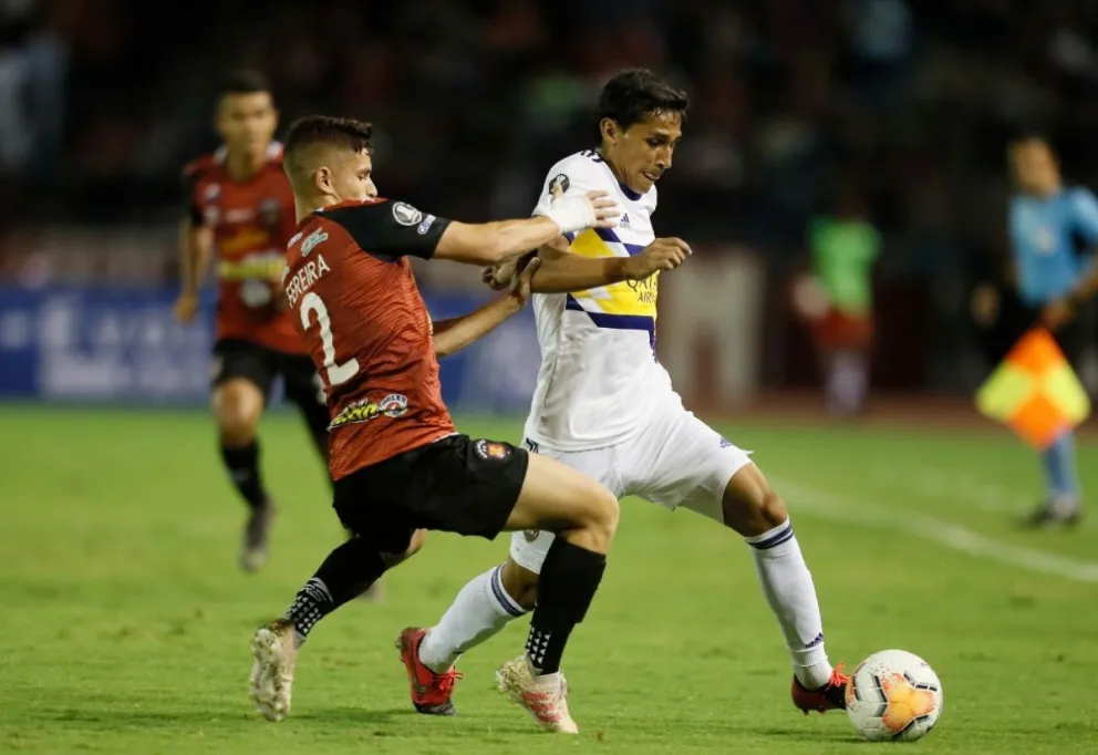 Debut con gusto a poco: Boca fue superior, pero terminó empatando
