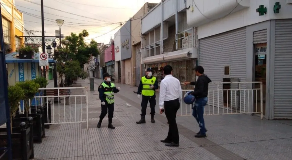 Salta amaneció desolada por el coronavirus