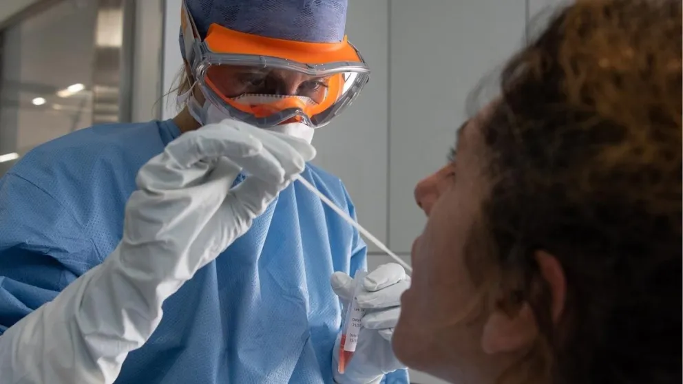 El coronavirus se expandé más: llegó a Chile