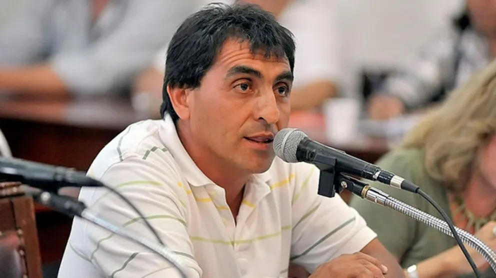 Abel Moya: "Los vecinos se refieren que se sienten abandonados en cuanto a la obra municipal"