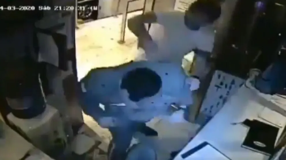 VIDEO. "El cheto de Vicente López": le dio una paliza al encargado del edificio porque le pidió que respetara la cuarentena