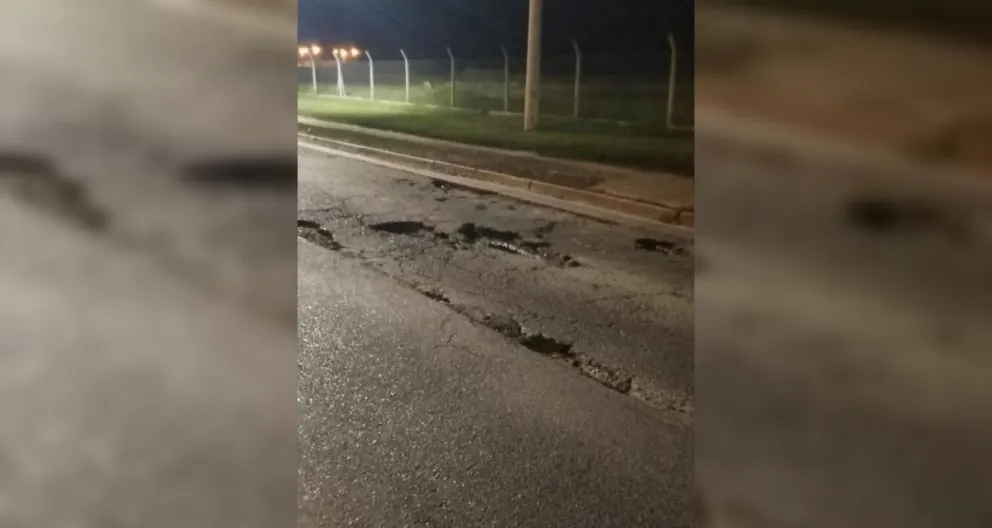 Salteños enojados por el estado de las calles: “¿Están esperando que un motociclista pierda la vida?”