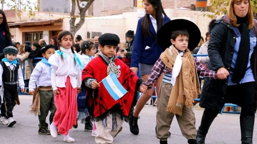 ¡Que sea un gran año! Los salteñitos vuelven a clases hoy