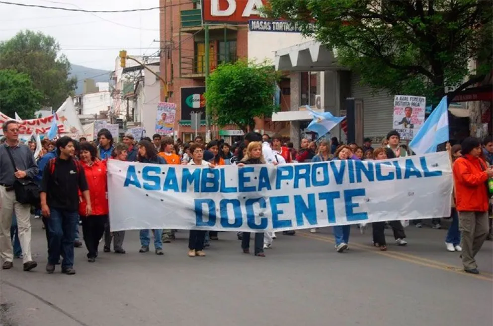 Silvia Di Piaz:  "Los gremios, una vez más, han demostrado una inoperancia total"