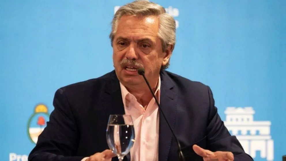 Alberto Fernández: "Me preocupa mucho el idiota que circula con fiebre"