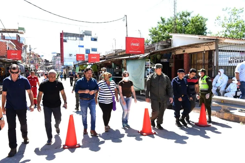 Gustavo Sáenz supervisó el operativo de seguridad en la frontera entre Salvador Mazza y Pocitos
