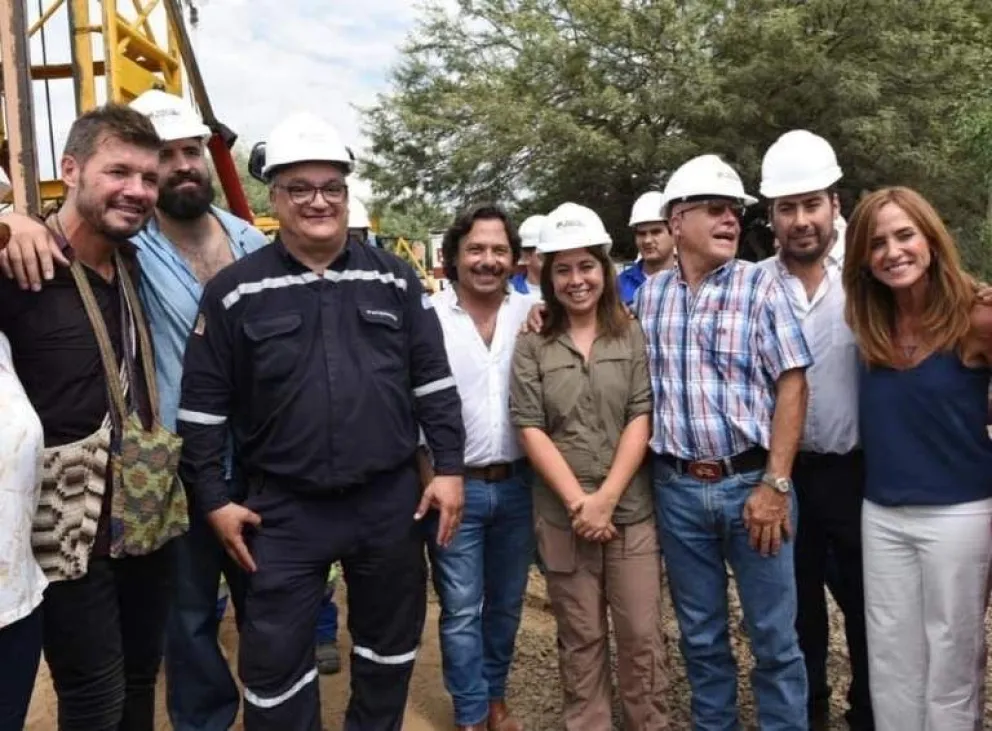 Avanzando: se firmó un acta compromiso para la construcción de 8 pozos de agua