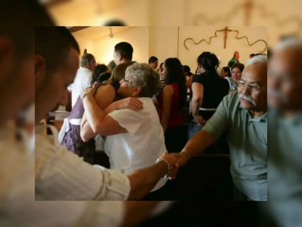 El saludo de la paz en las misas se suspenderá por el coronavirus