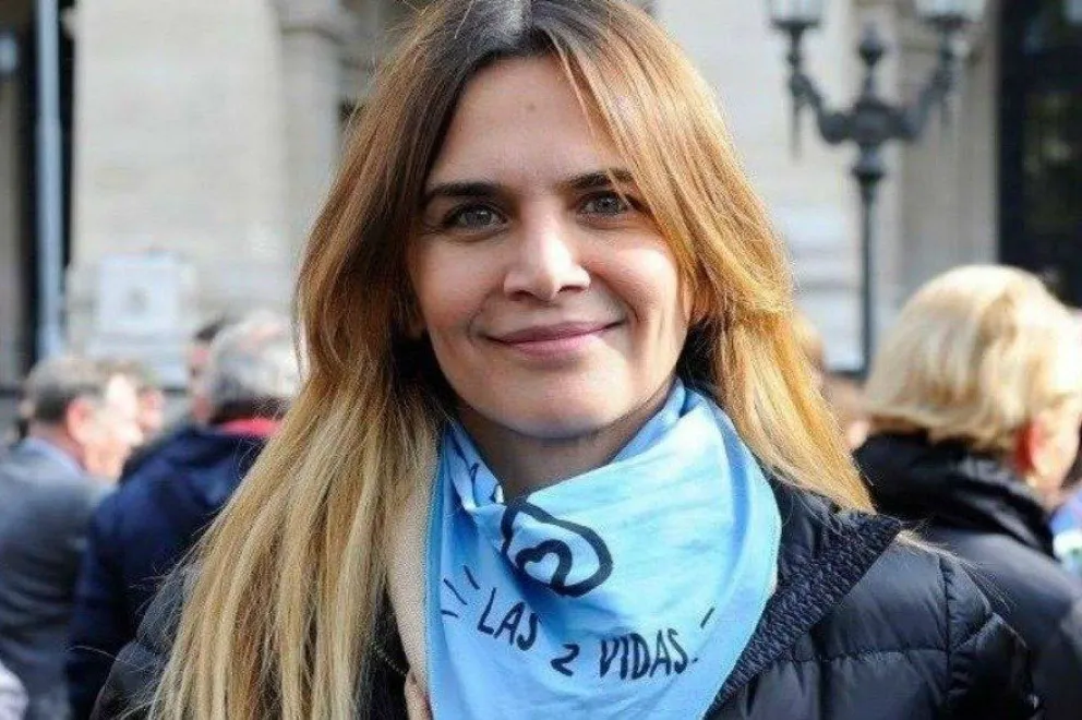 Amalia Granata comparó al coronavirus con el aborto