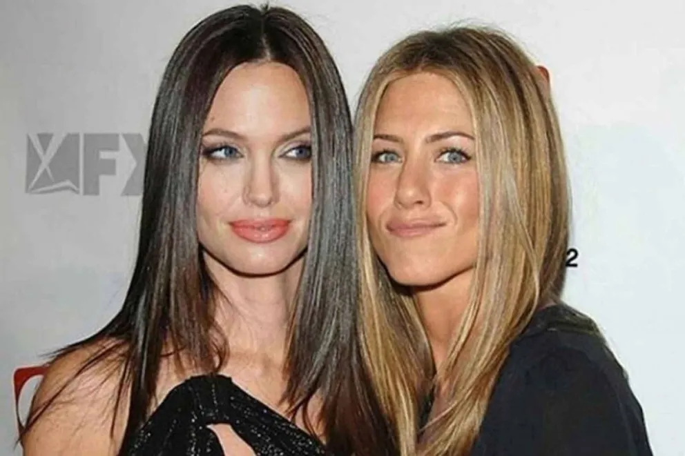 Angelina Jolie y Jennifer Aniston. Fuente: (Twitter)