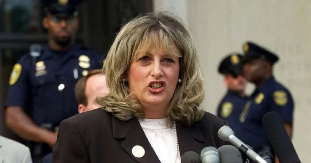 Linda Tripp . Fuente (Goolge)