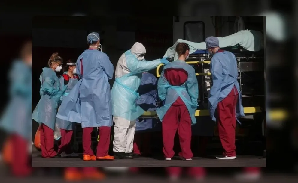 COVID-19: mientras Boris Johnson se encuentra en terapia intensiva, las muertes en Reino Unido disminuyen