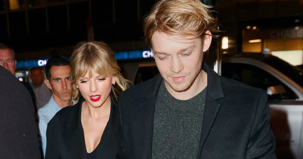 Taylor Swift y su novio. Fuente (Instagram)