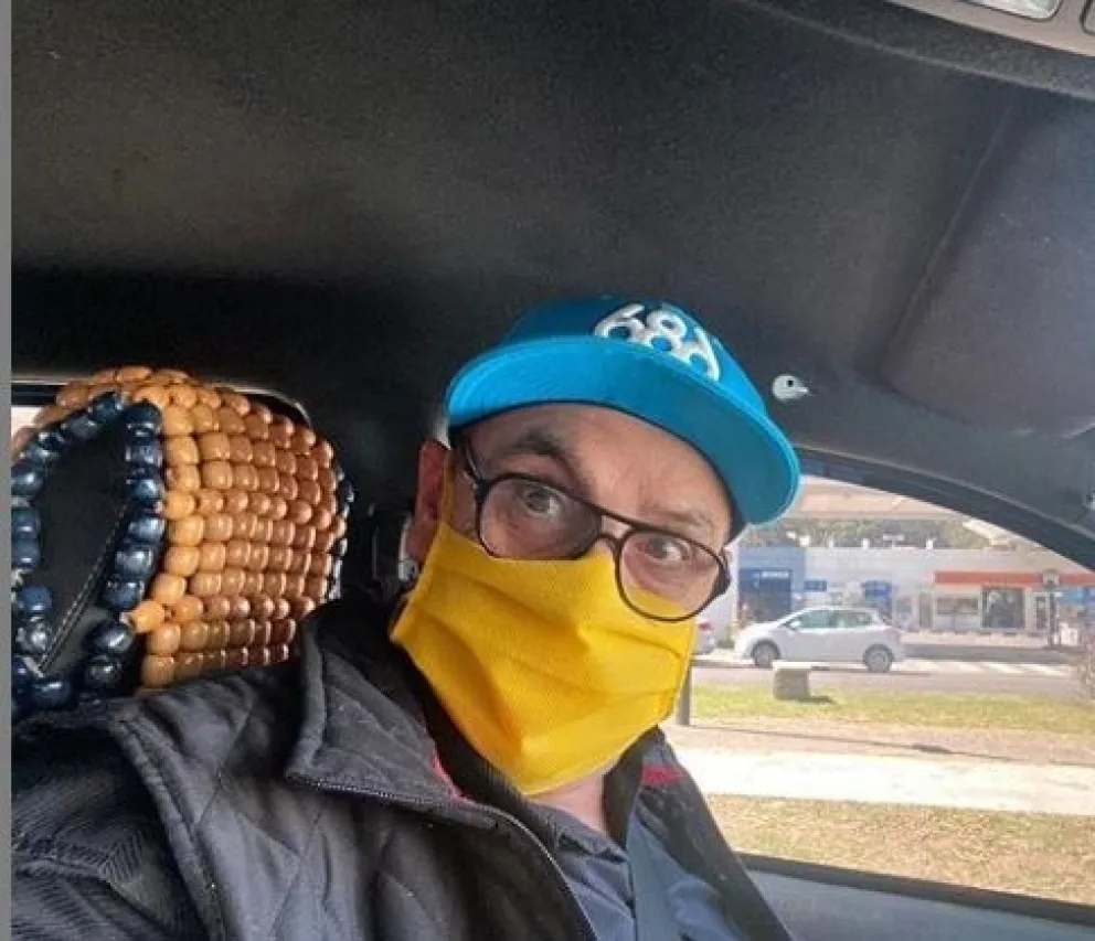 ¿Sos vos? El artista salió supercamuflado (Fuente: Intagram)