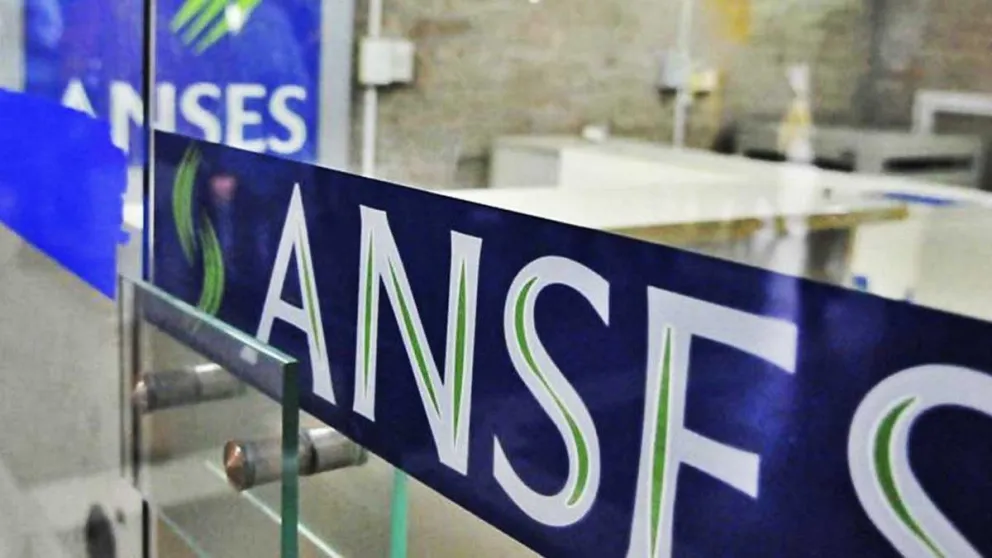 Cuarentena obligatoria: el servicio de atención telefónica de Anses fue declarado “esencial e indispensable”