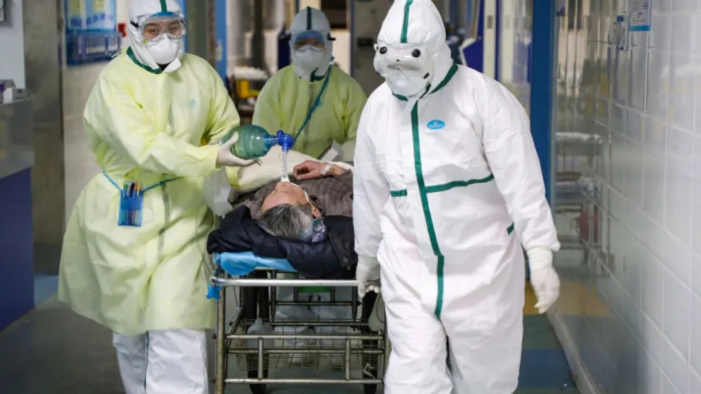 Primeras mejorías: pacientes con COVID recibieron el tratamiento con ibuprofeno sódico y les dieron el alta