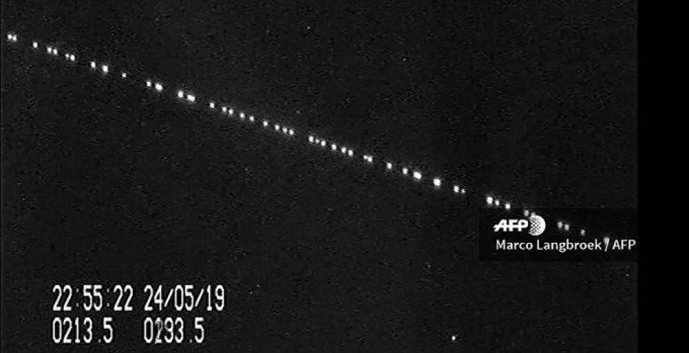 ¿Collar estelar en el cielo? Hilera de luces, pero ¿qué significa?