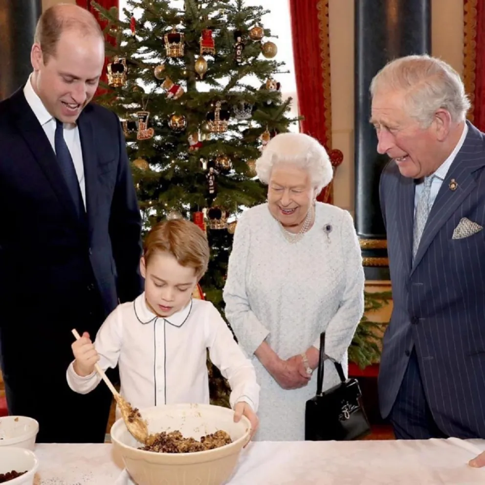 Príncipe William, Reina Isabel y Príncipe Carlos. Fuente (Instagram)