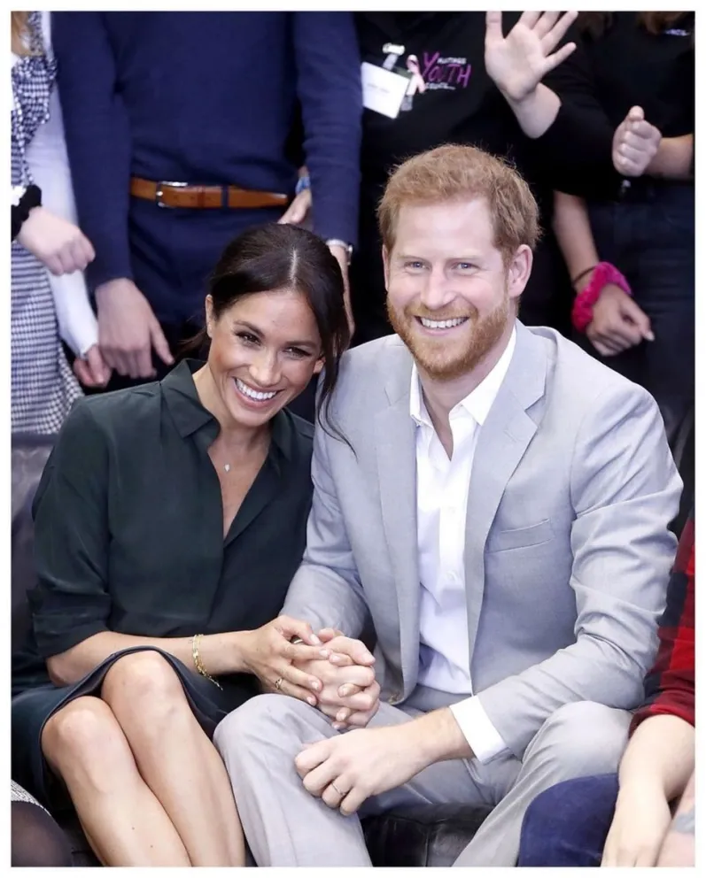 el príncipe Harry y Meghan Markle. Fuente: Twitter